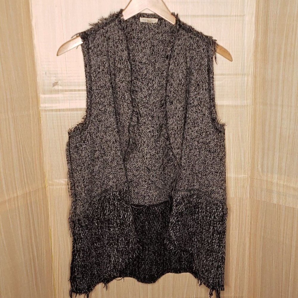 Hem & Thread Womens Black White Heathered Distressed Open Front Sweater Vest...
